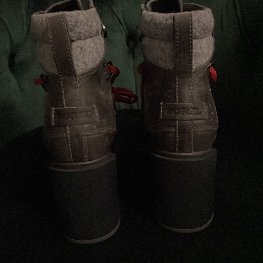 Boots - Picture 7 of 7